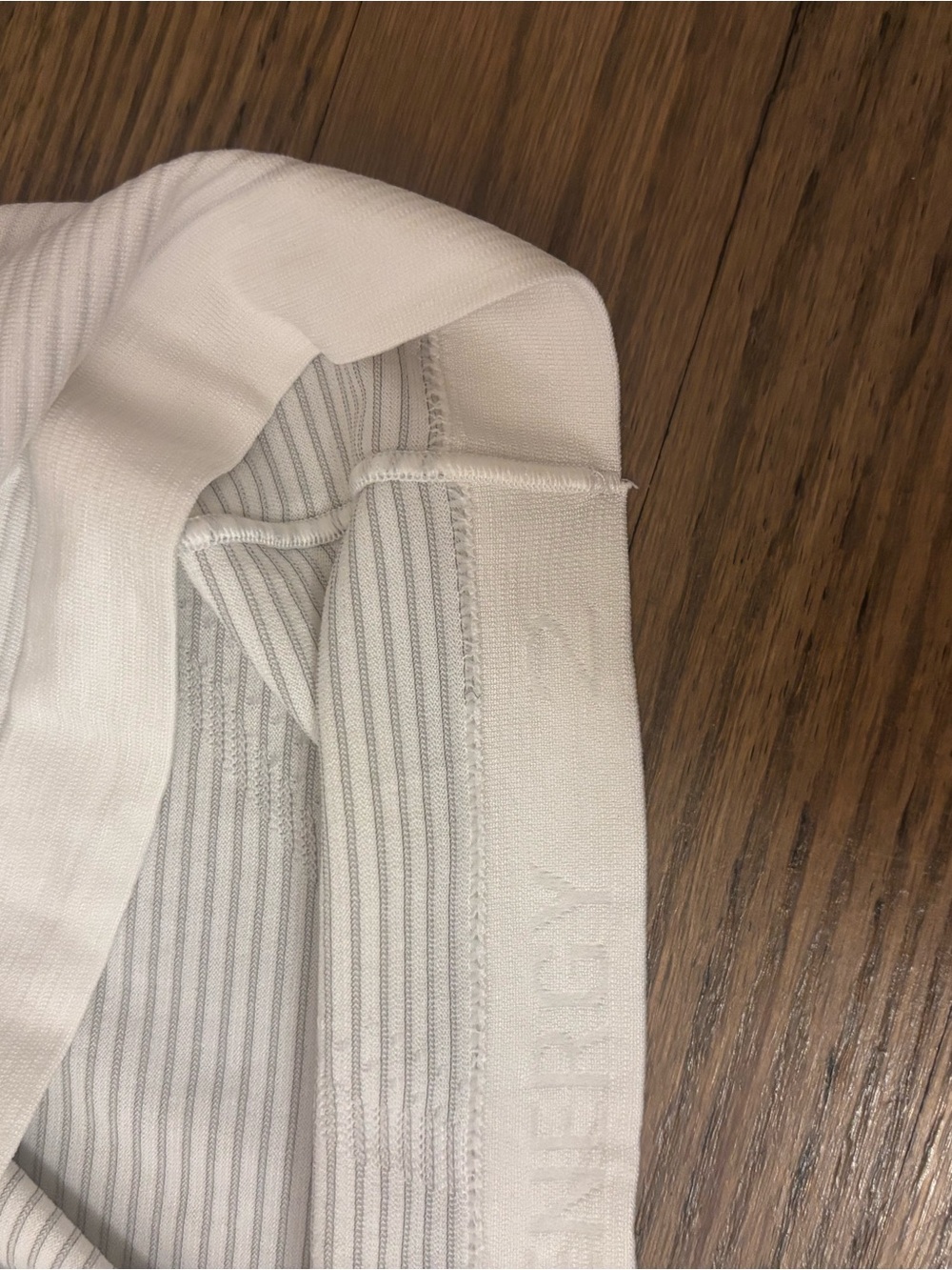 Lululemon White Swiftly Tech Cropped Short-Sleeve Shirt 2.0 - Picture 4 of 4